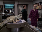 Filename=extant_StarTrek_VOY_6x24-LifeLine_02312.jpg
Filesize=220KiB
Dimensions=1200x900
Date added=Jan 03, 2020 extant_StarTrek_VOY_6x24-LifeLine_02312.jpg