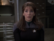 extant_StarTrek_VOY_6x24-LifeLine_02360.jpg