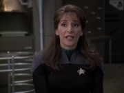 extant_StarTrek_VOY_6x24-LifeLine_02364.jpg