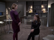 extant_StarTrek_VOY_6x24-LifeLine_02378.jpg