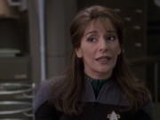extant_StarTrek_VOY_6x24-LifeLine_02399.jpg
