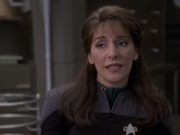 extant_StarTrek_VOY_6x24-LifeLine_02405.jpg