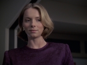 extant_StarTrek_VOY_6x24-LifeLine_02425.jpg