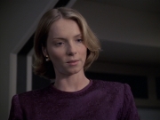extant_StarTrek_VOY_6x24-LifeLine_02442.jpg