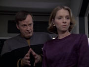 Filename=extant_StarTrek_VOY_6x24-LifeLine_02471.jpg
Filesize=151KiB
Dimensions=1200x900
Date added=Jan 03, 2020 extant_StarTrek_VOY_6x24-LifeLine_02471.jpg