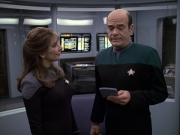 Filename=extant_StarTrek_VOY_6x24-LifeLine_02788.jpg
Filesize=173KiB
Dimensions=1200x900
Date added=Jan 03, 2020 extant_StarTrek_VOY_6x24-LifeLine_02788.jpg