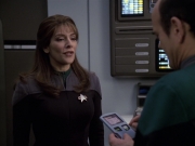 Filename=extant_StarTrek_VOY_6x24-LifeLine_02804.jpg
Filesize=145KiB
Dimensions=1200x900
Date added=Jan 03, 2020 extant_StarTrek_VOY_6x24-LifeLine_02804.jpg