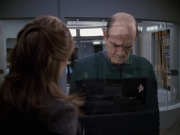 extant_StarTrek_VOY_6x24-LifeLine_02832.jpg