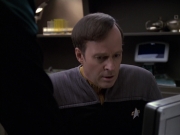 Filename=extant_StarTrek_VOY_6x24-LifeLine_02878.jpg
Filesize=125KiB
Dimensions=1200x900
Date added=Jan 03, 2020 extant_StarTrek_VOY_6x24-LifeLine_02878.jpg