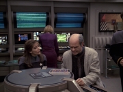 extant_StarTrek_VOY_6x24-LifeLine_02908.jpg