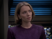 extant_StarTrek_VOY_6x24-LifeLine_02946.jpg
