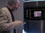 extant_StarTrek_VOY_6x24-LifeLine_03010.jpg