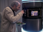 extant_StarTrek_VOY_6x24-LifeLine_03011.jpg
