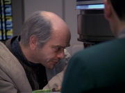 Filename=extant_StarTrek_VOY_6x24-LifeLine_03066.jpg
Filesize=166KiB
Dimensions=1200x900
Date added=Jan 03, 2020 extant_StarTrek_VOY_6x24-LifeLine_03066.jpg