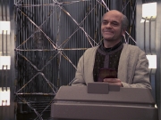extant_StarTrek_VOY_6x24-LifeLine_03154.jpg