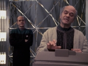 extant_StarTrek_VOY_6x24-LifeLine_03230.jpg