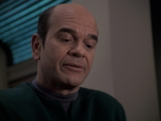 Filename=extant_StarTrek_VOY_6x24-LifeLine_03356.jpg
Filesize=131KiB
Dimensions=1200x900
Date added=Jan 03, 2020 extant_StarTrek_VOY_6x24-LifeLine_03356.jpg