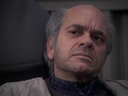 extant_StarTrek_VOY_6x24-LifeLine_03414.jpg