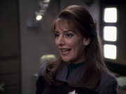 extant_StarTrek_VOY_6x24-LifeLine_03494.jpg