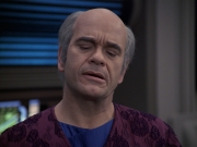 extant_StarTrek_VOY_6x24-LifeLine_03573.jpg