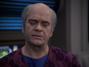 extant_StarTrek_VOY_6x24-LifeLine_03577.jpg
