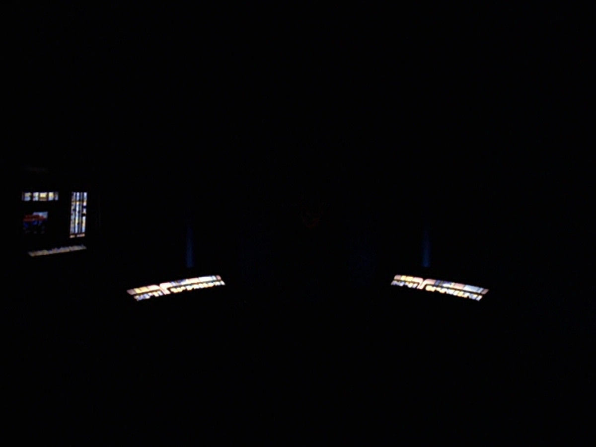 extant_StarTrek_VOY_6x25-TheHauntingOfDeckTwelve_00217.jpg