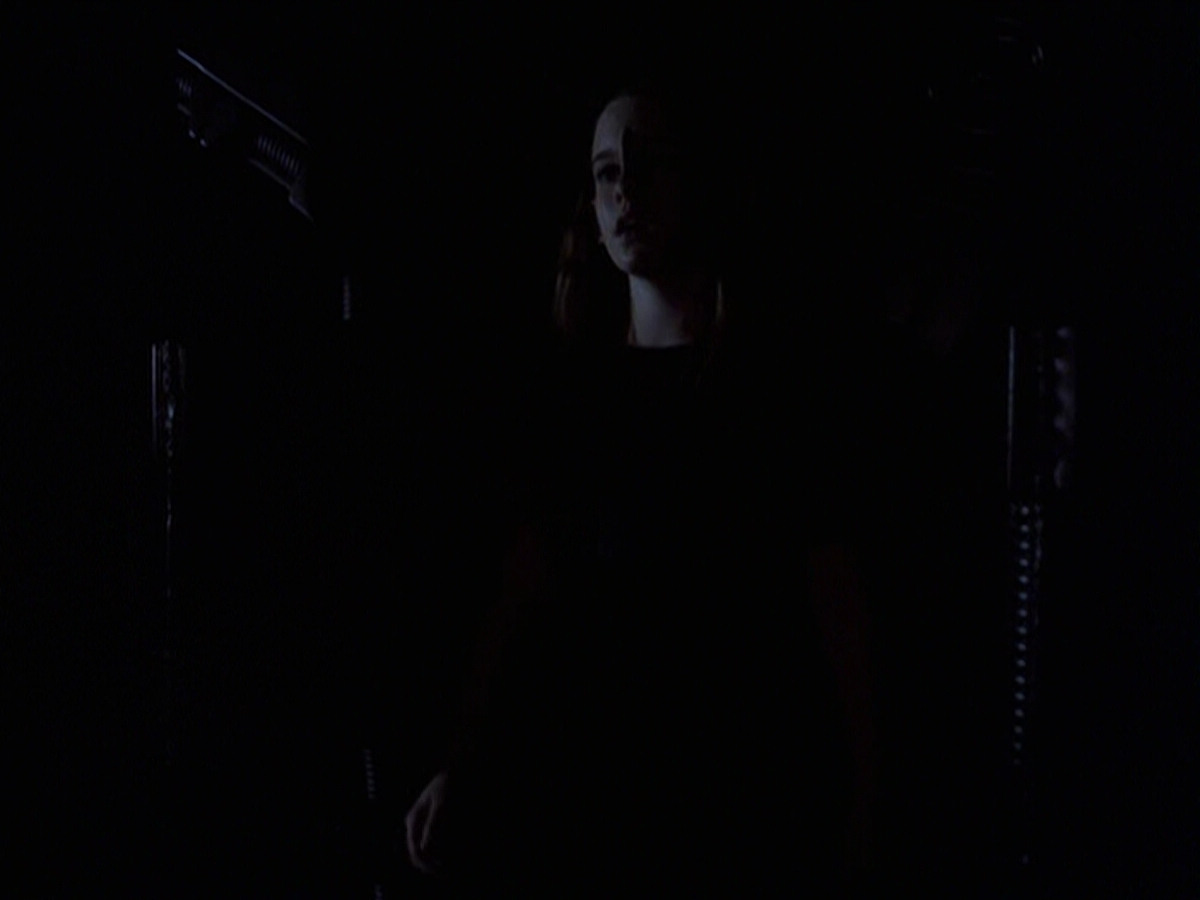 extant_StarTrek_VOY_6x25-TheHauntingOfDeckTwelve_00239.jpg