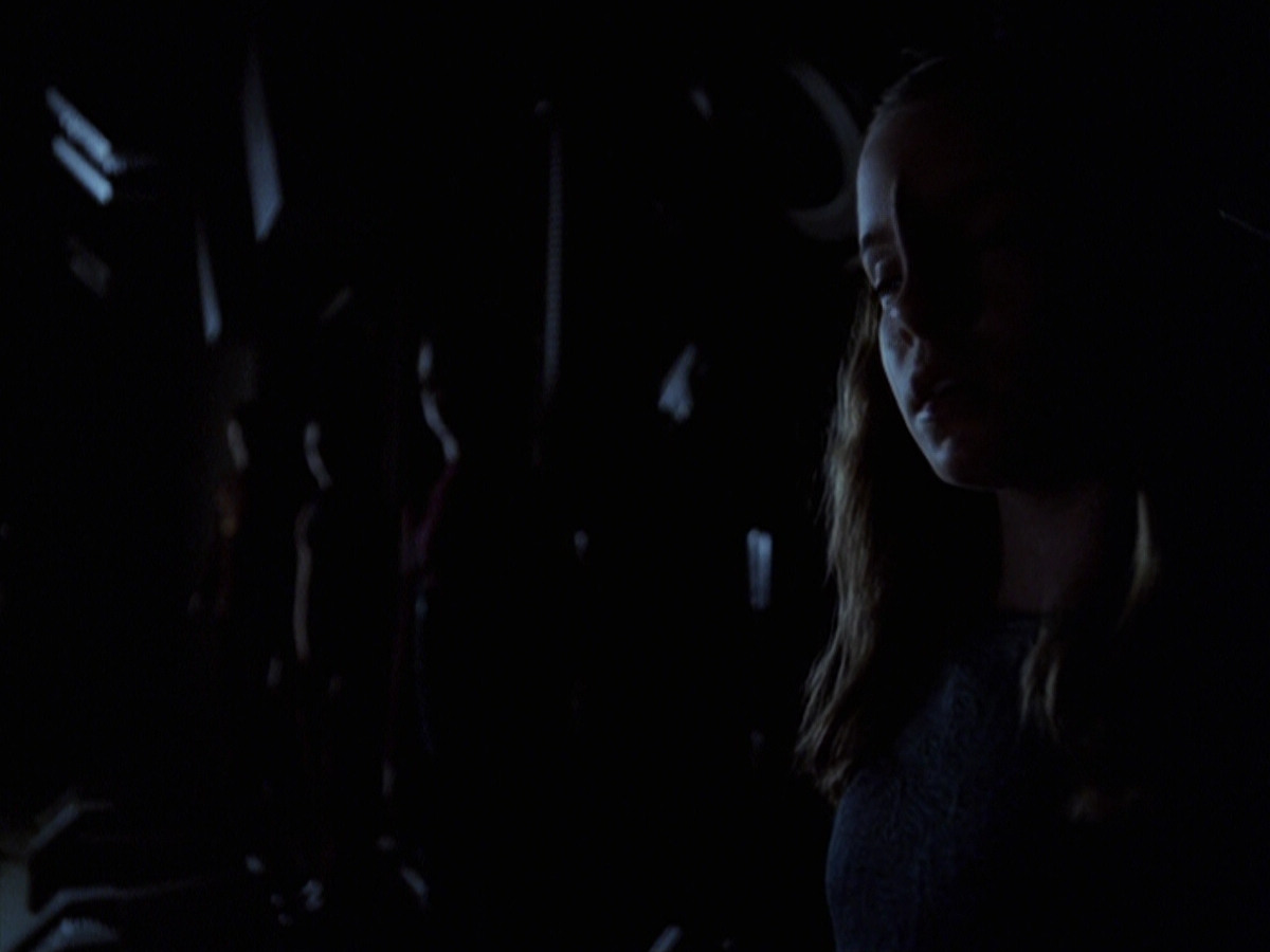 extant_StarTrek_VOY_6x25-TheHauntingOfDeckTwelve_00250.jpg