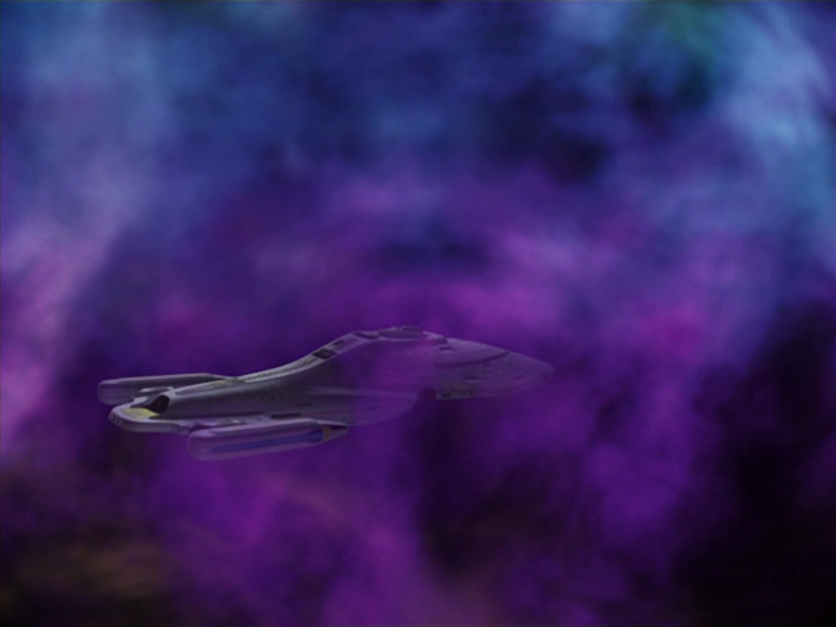 extant_StarTrek_VOY_6x25-TheHauntingOfDeckTwelve_00284.jpg