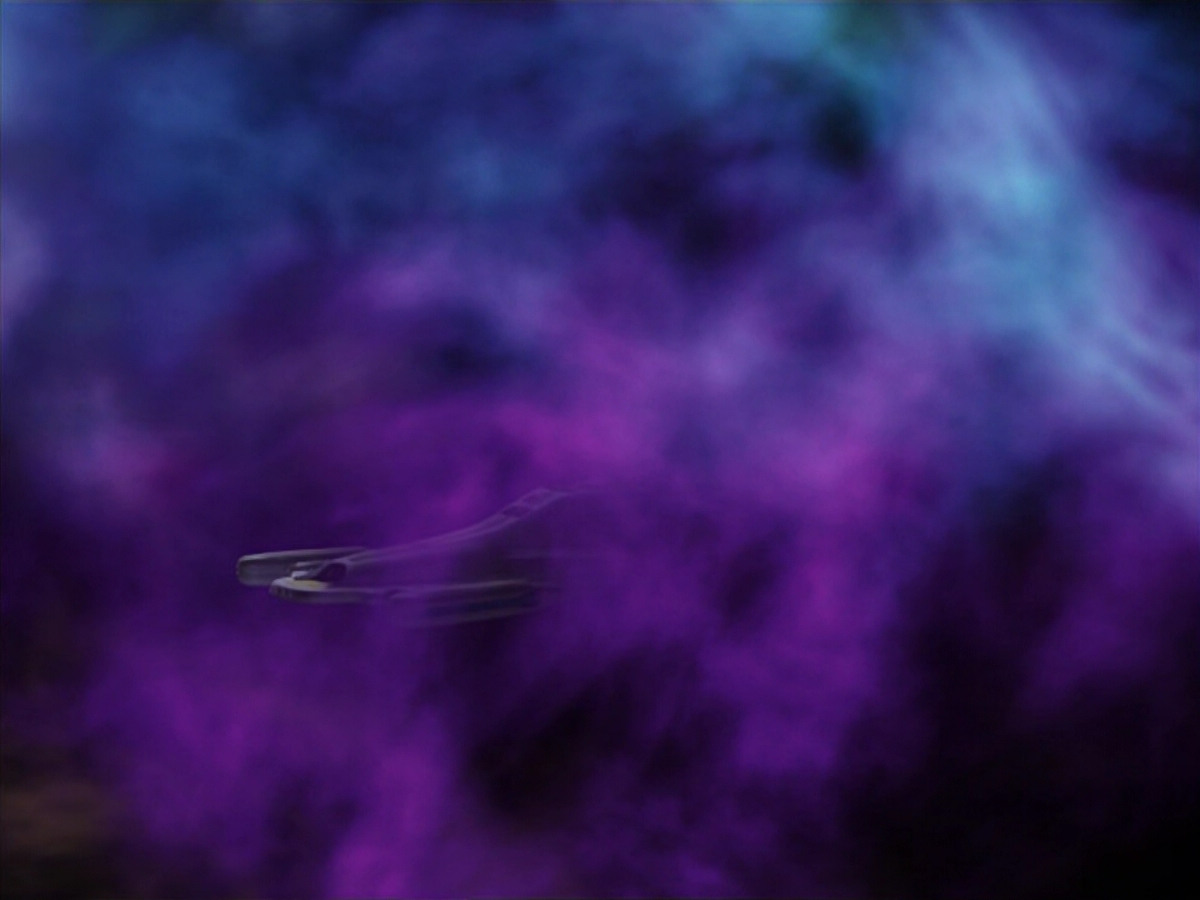 extant_StarTrek_VOY_6x25-TheHauntingOfDeckTwelve_00287.jpg