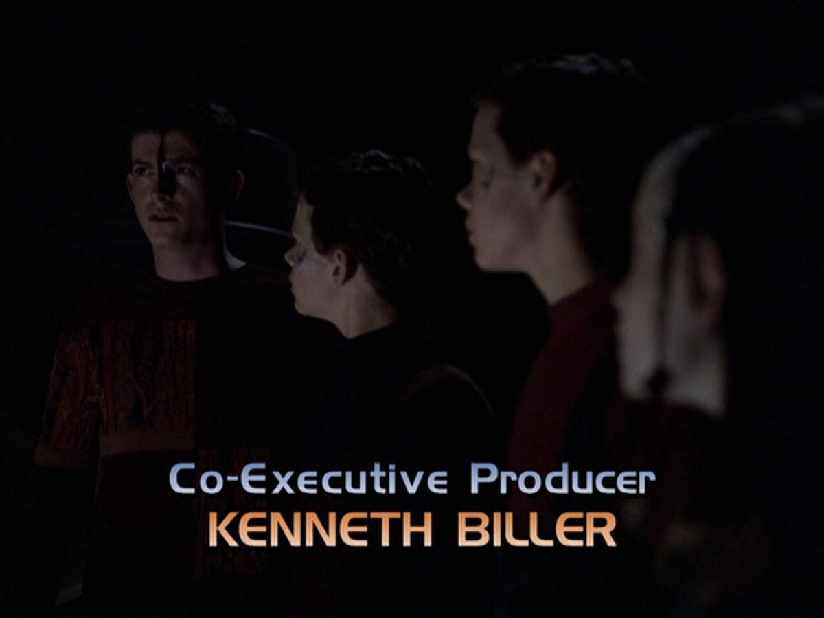 extant_StarTrek_VOY_6x25-TheHauntingOfDeckTwelve_00536.jpg