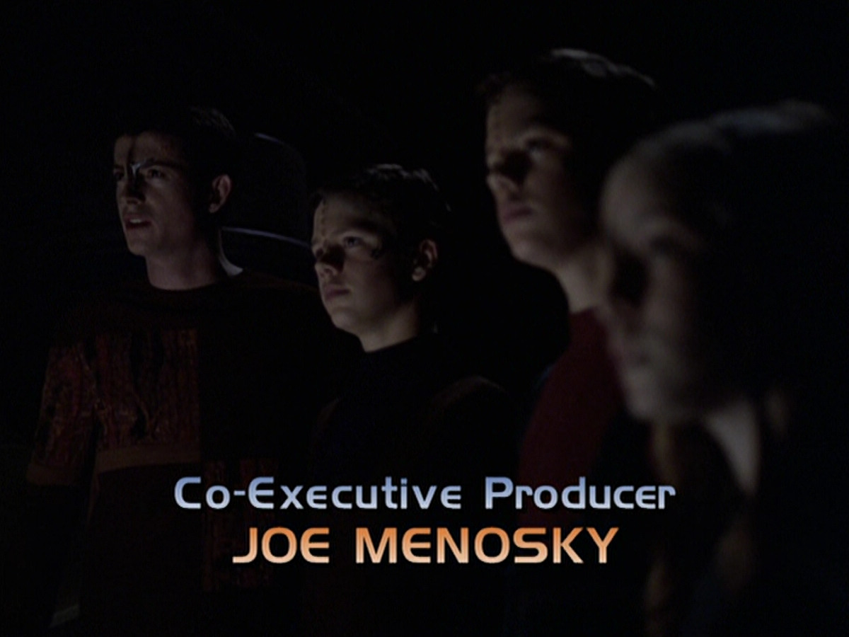 extant_StarTrek_VOY_6x25-TheHauntingOfDeckTwelve_00542.jpg