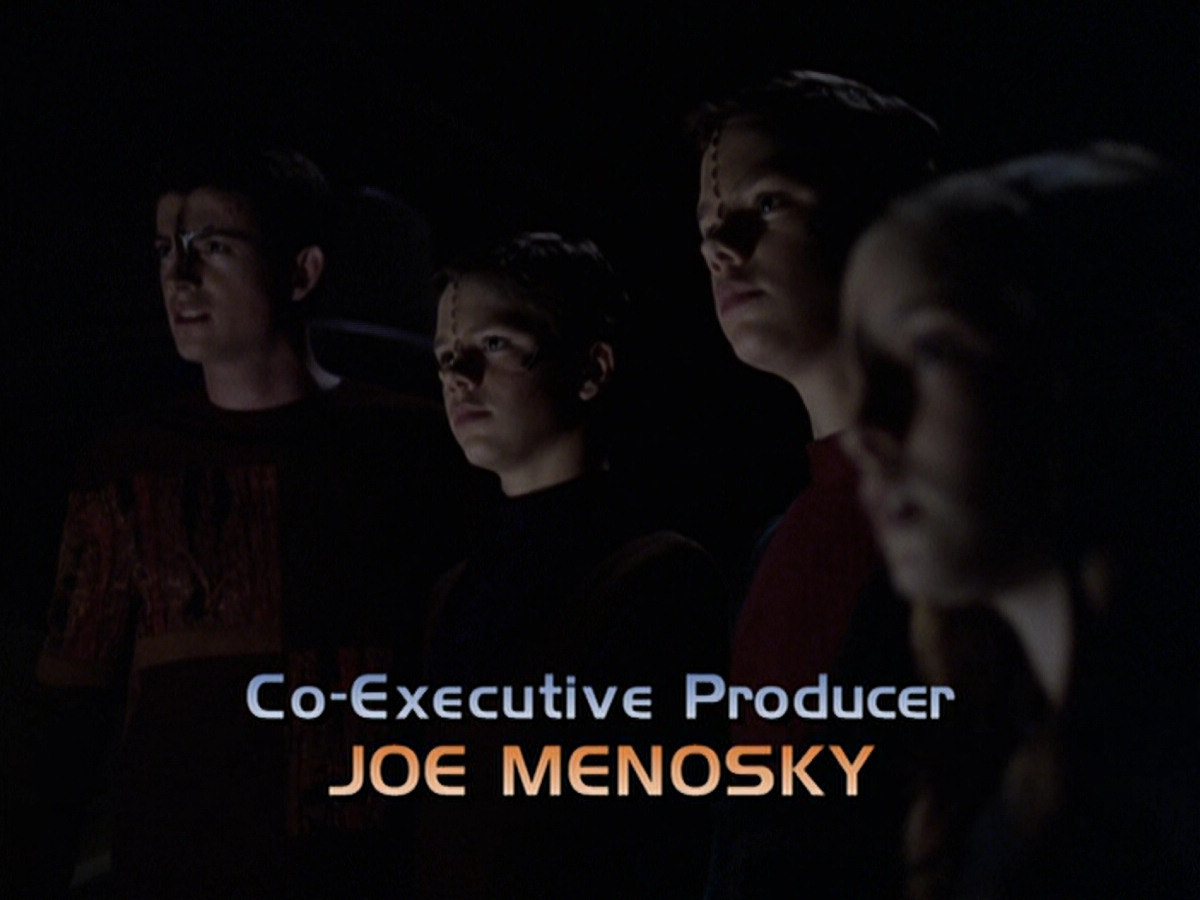 extant_StarTrek_VOY_6x25-TheHauntingOfDeckTwelve_00543.jpg