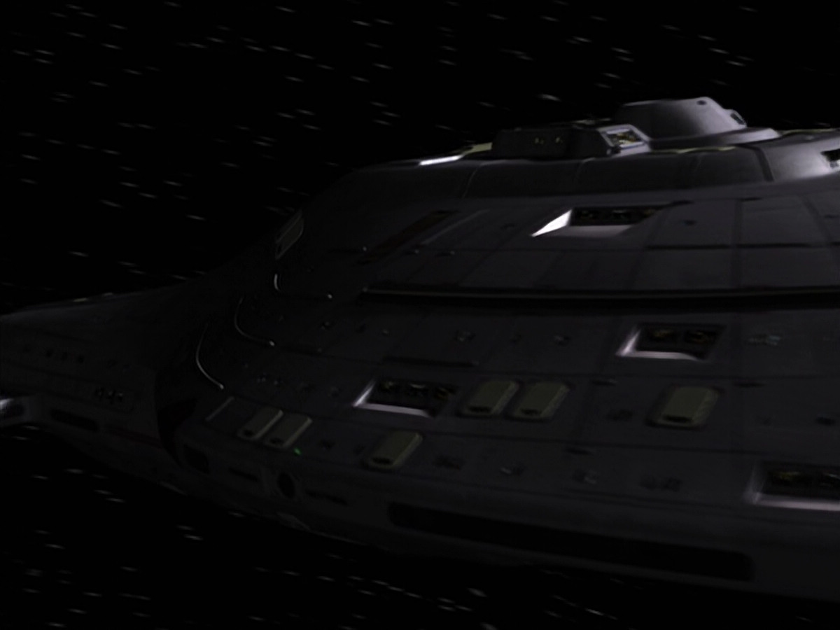 extant_StarTrek_VOY_6x25-TheHauntingOfDeckTwelve_00908.jpg