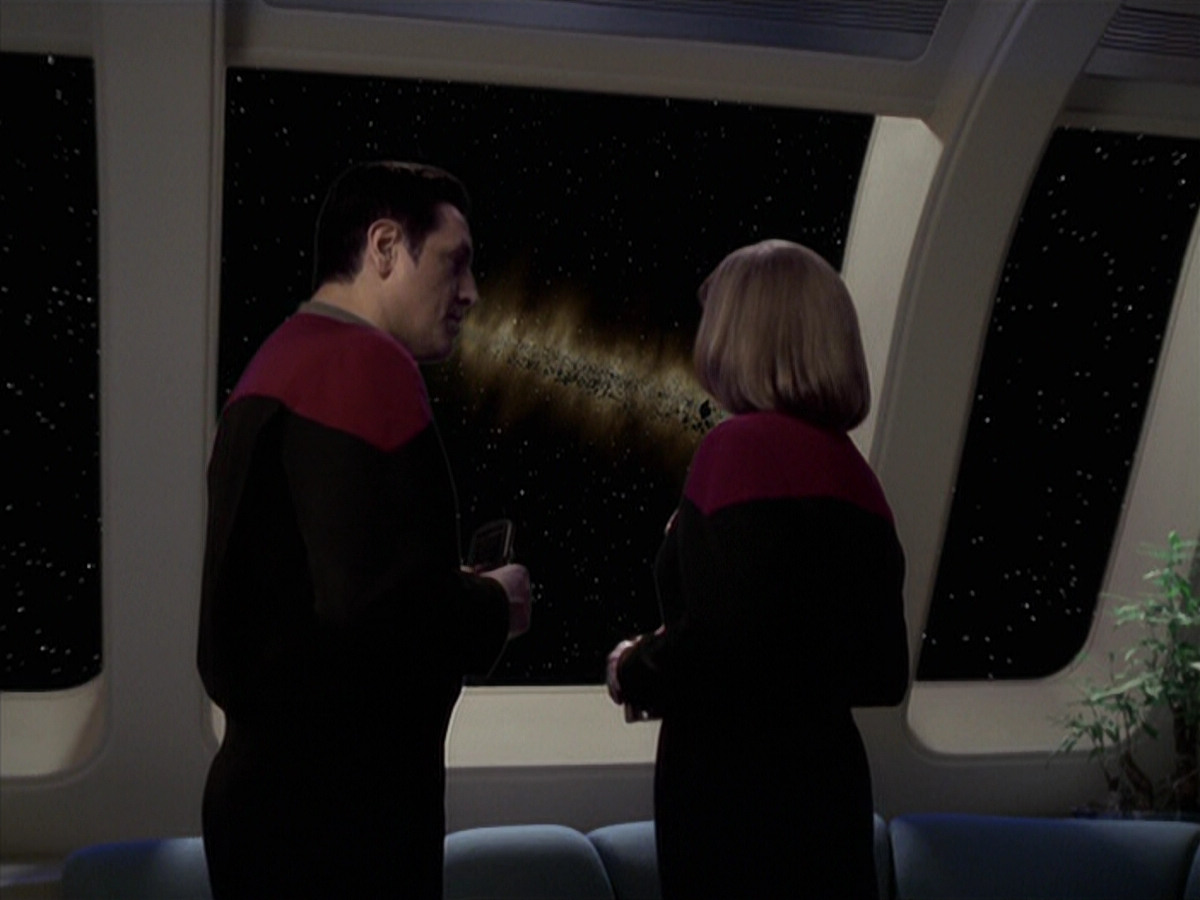 extant_StarTrek_VOY_6x25-TheHauntingOfDeckTwelve_01111.jpg