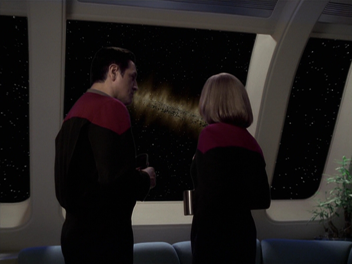 extant_StarTrek_VOY_6x25-TheHauntingOfDeckTwelve_01114.jpg