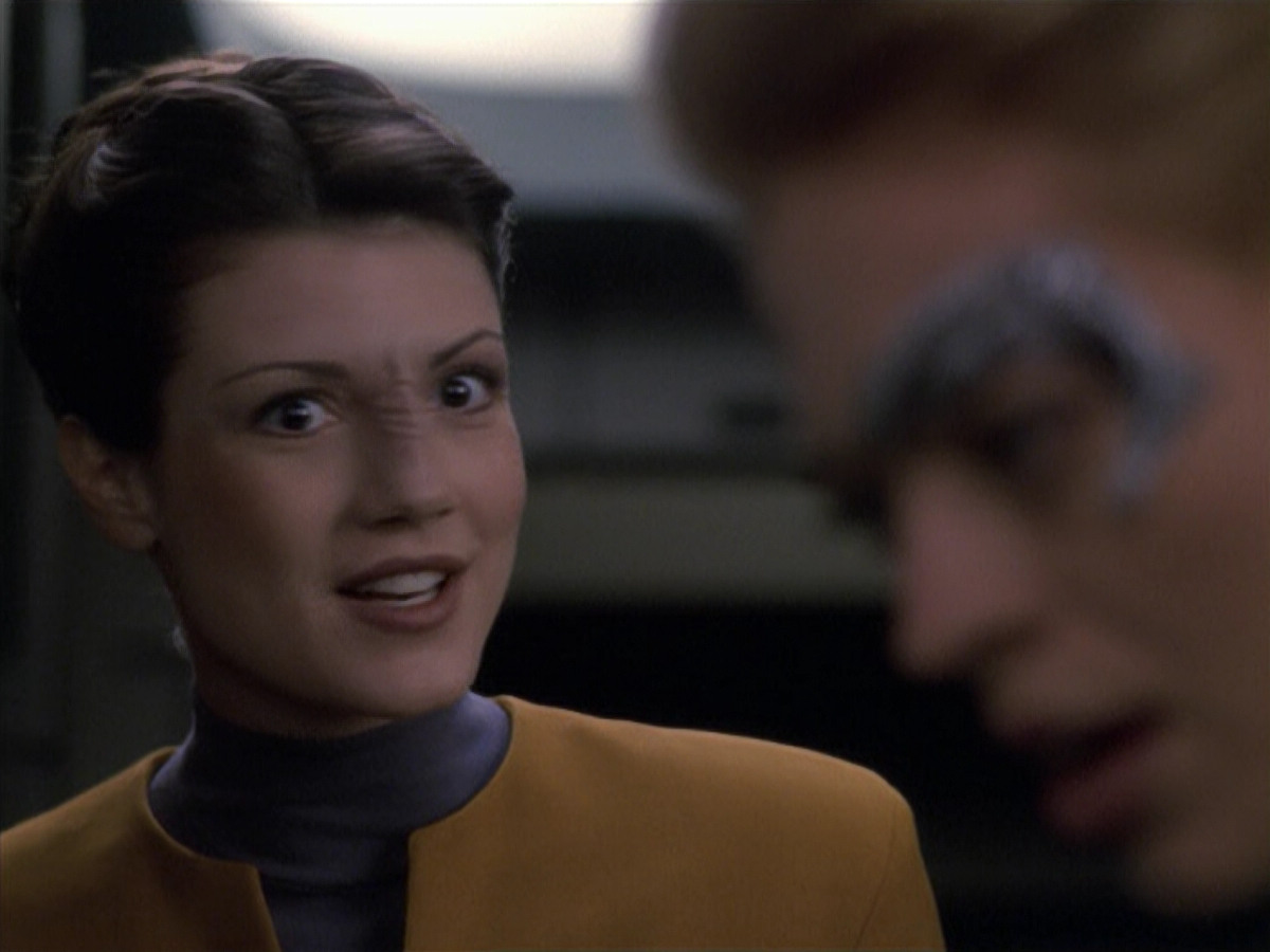 extant_StarTrek_VOY_6x25-TheHauntingOfDeckTwelve_01354.jpg