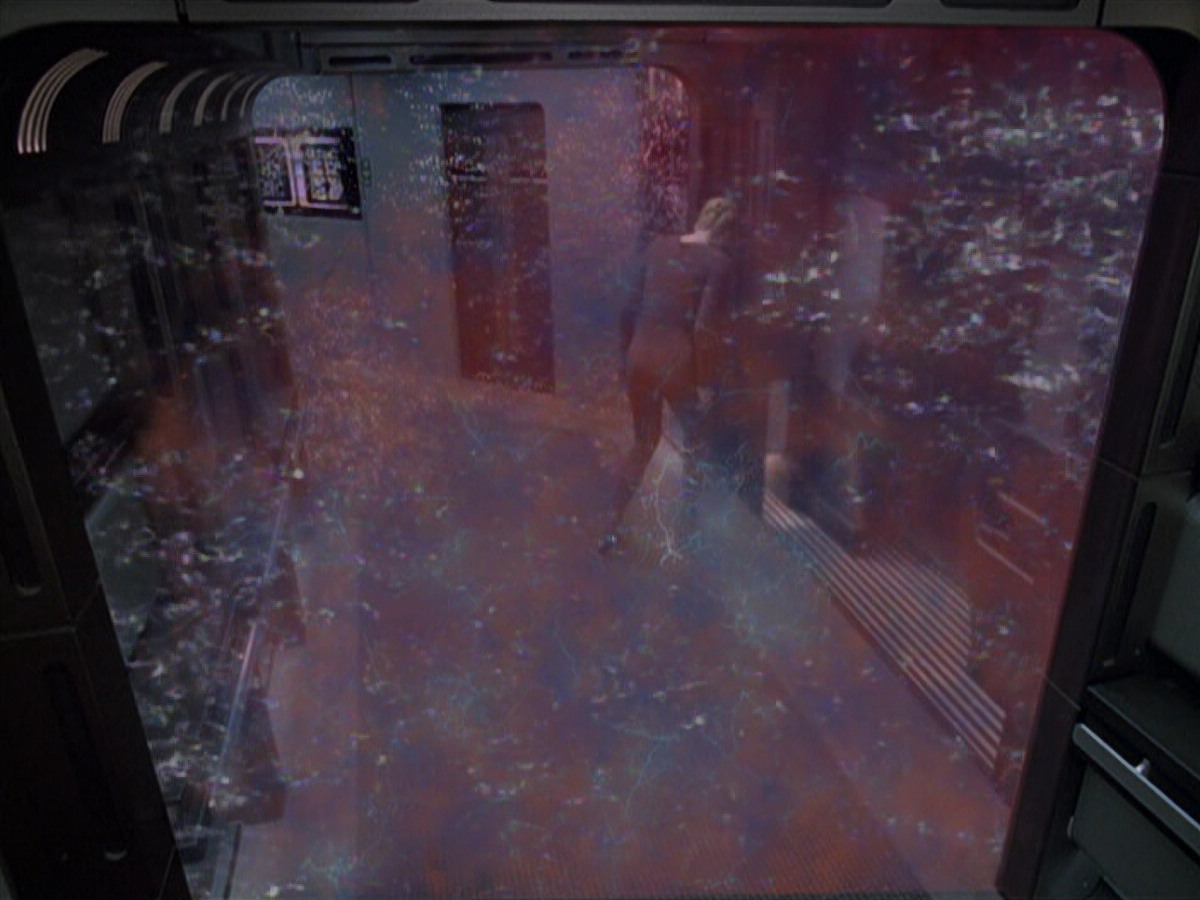extant_StarTrek_VOY_6x25-TheHauntingOfDeckTwelve_01533.jpg