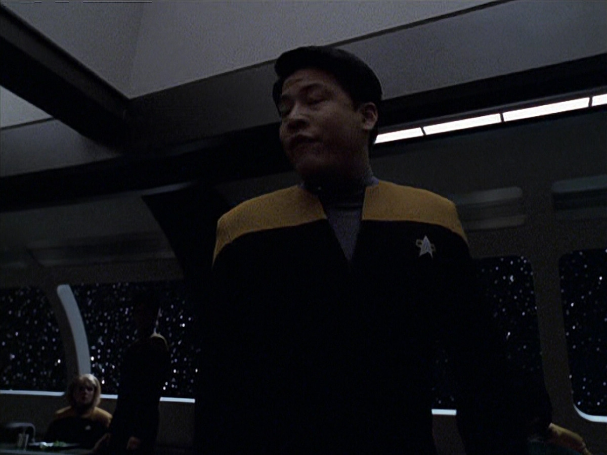 extant_StarTrek_VOY_6x25-TheHauntingOfDeckTwelve_01664.jpg