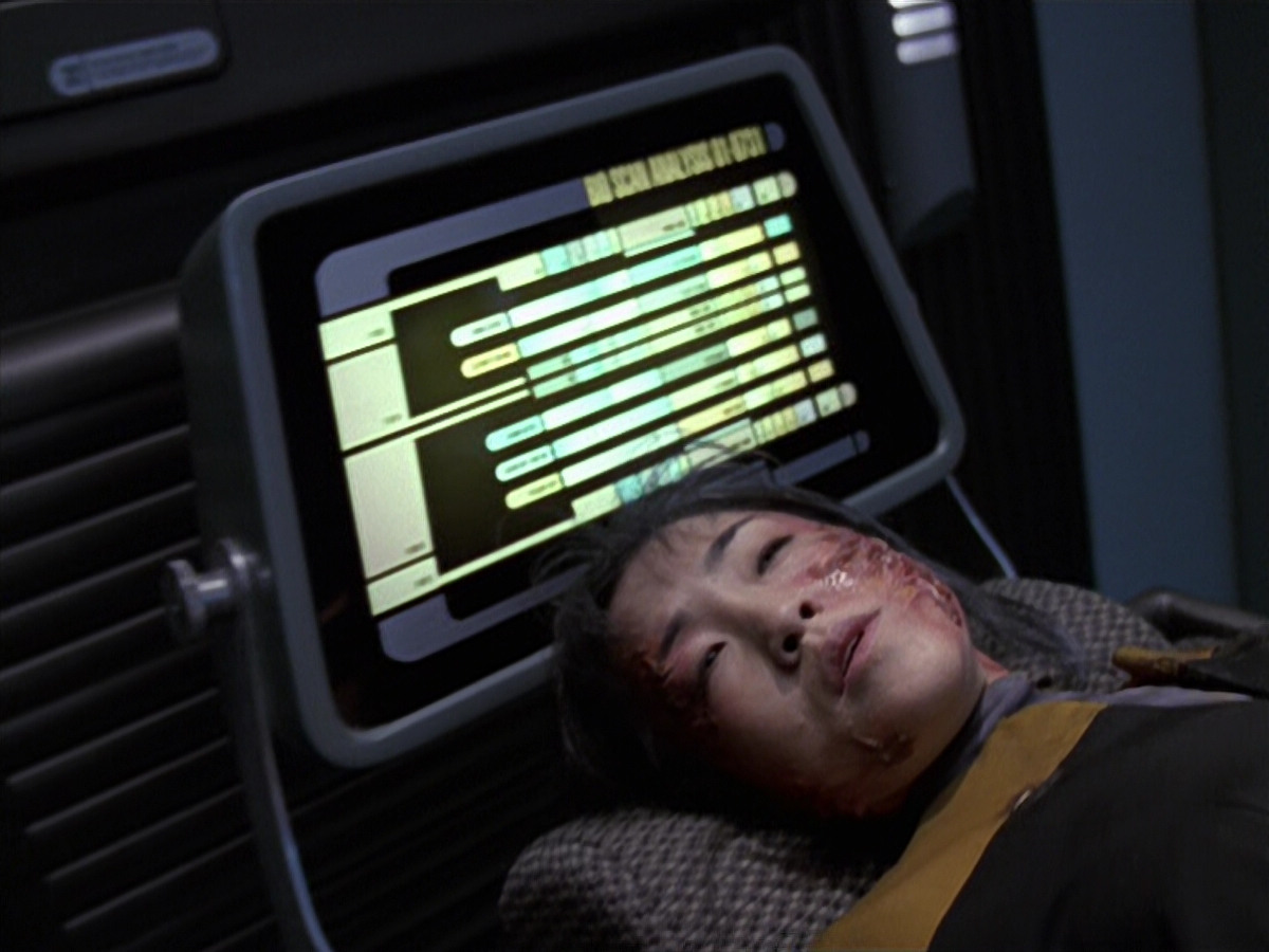 extant_StarTrek_VOY_6x25-TheHauntingOfDeckTwelve_01827.jpg