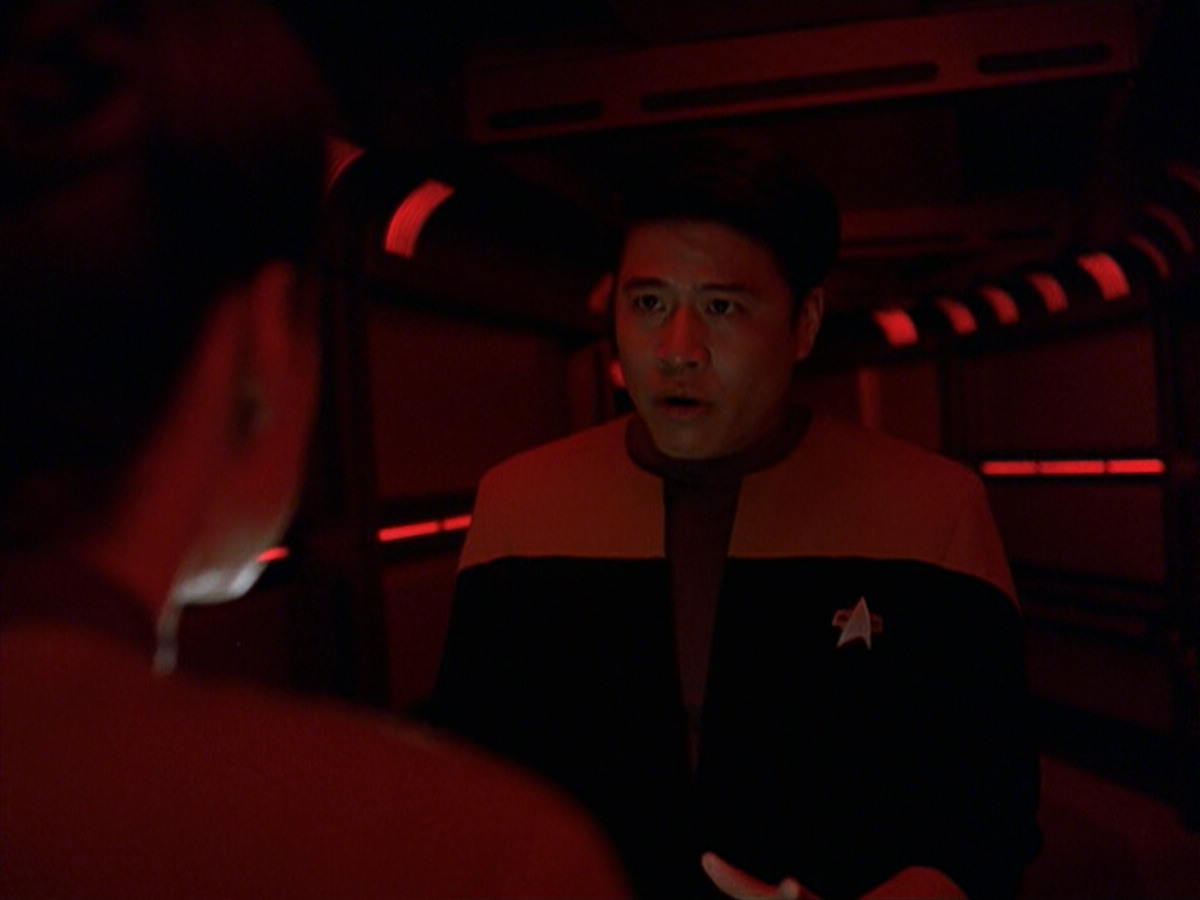 extant_StarTrek_VOY_6x25-TheHauntingOfDeckTwelve_01959.jpg