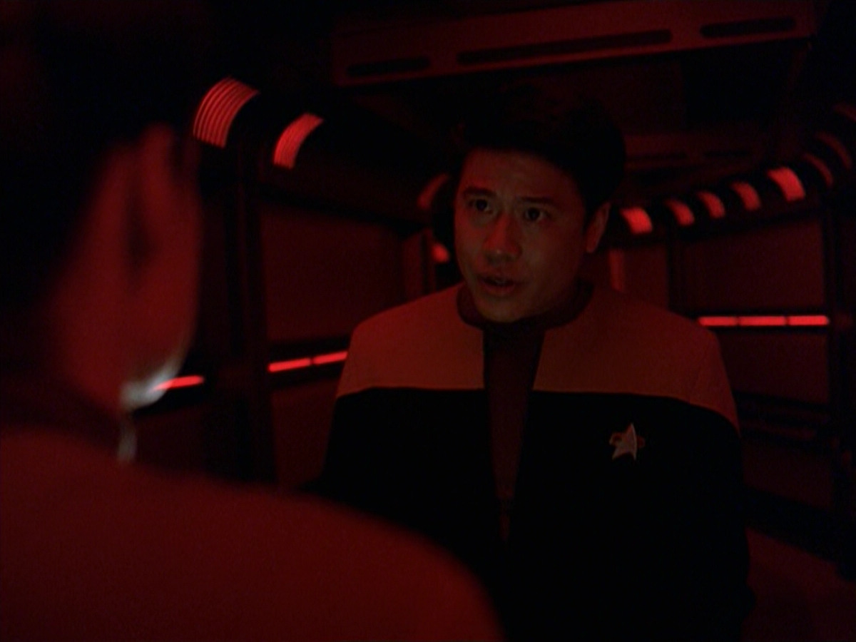 extant_StarTrek_VOY_6x25-TheHauntingOfDeckTwelve_01962.jpg