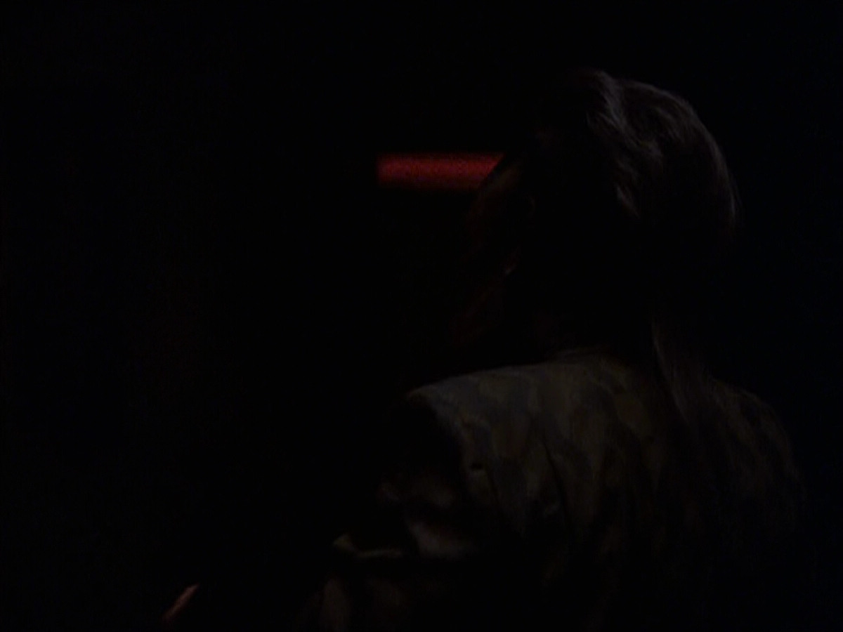 extant_StarTrek_VOY_6x25-TheHauntingOfDeckTwelve_02136.jpg