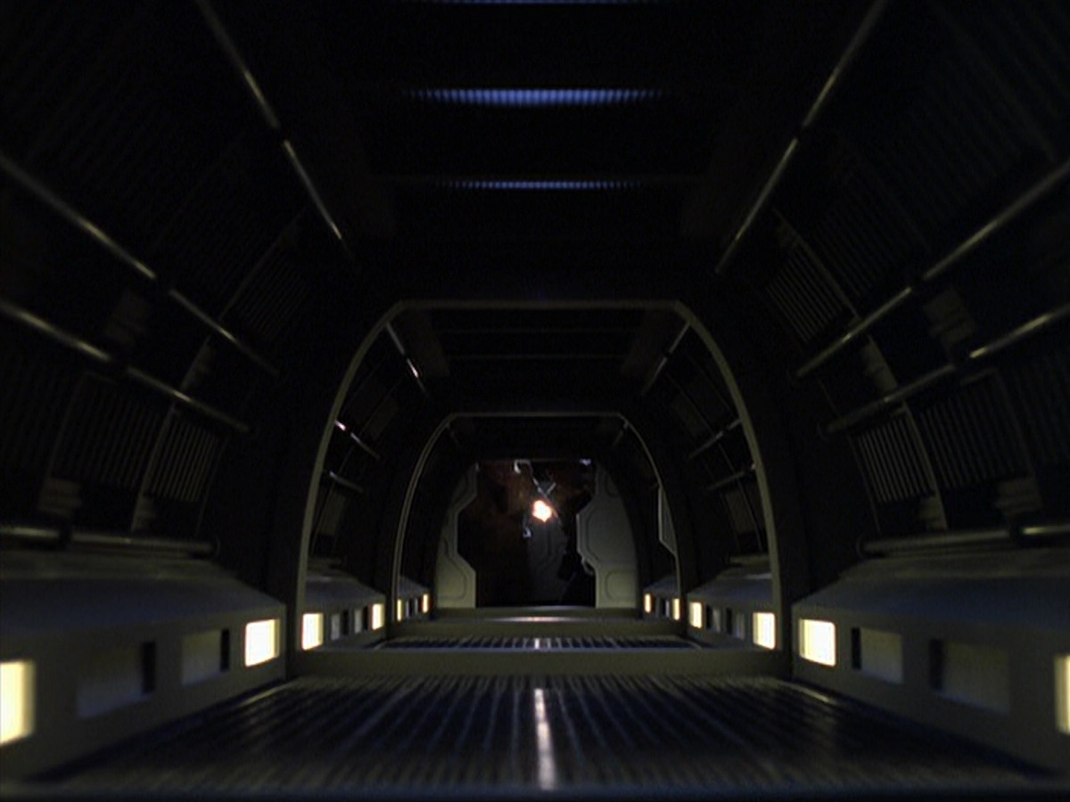 extant_StarTrek_VOY_6x25-TheHauntingOfDeckTwelve_02336.jpg