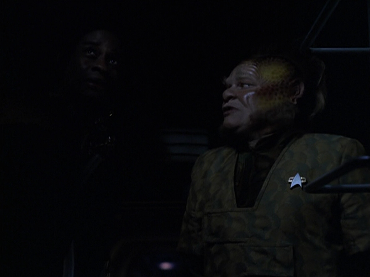 extant_StarTrek_VOY_6x25-TheHauntingOfDeckTwelve_02419.jpg