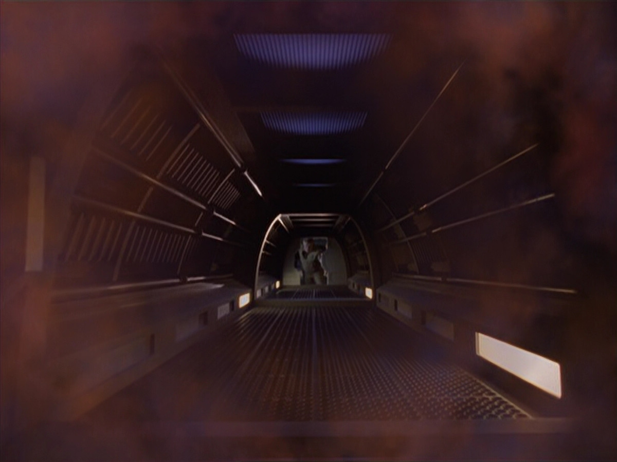 extant_StarTrek_VOY_6x25-TheHauntingOfDeckTwelve_02496.jpg