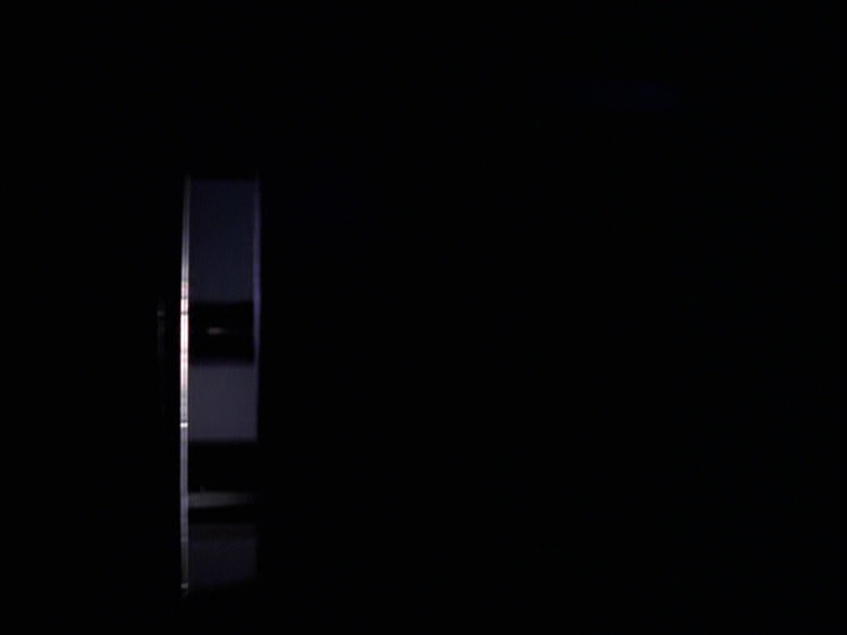 extant_StarTrek_VOY_6x25-TheHauntingOfDeckTwelve_02840.jpg