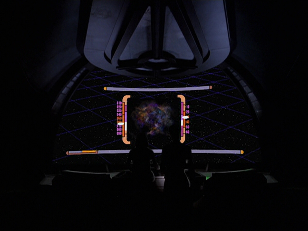 extant_StarTrek_VOY_6x25-TheHauntingOfDeckTwelve_02872.jpg