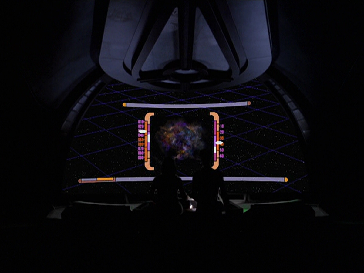 extant_StarTrek_VOY_6x25-TheHauntingOfDeckTwelve_02873.jpg