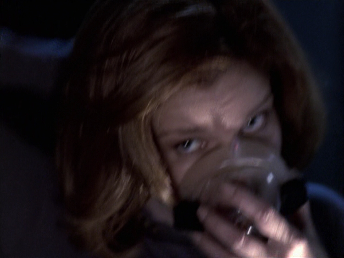 extant_StarTrek_VOY_6x25-TheHauntingOfDeckTwelve_02966.jpg